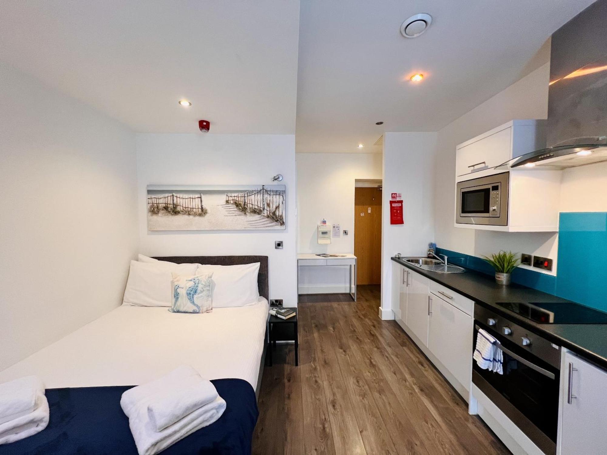 Foxhouse Studio Apartments プリマス 部屋 写真