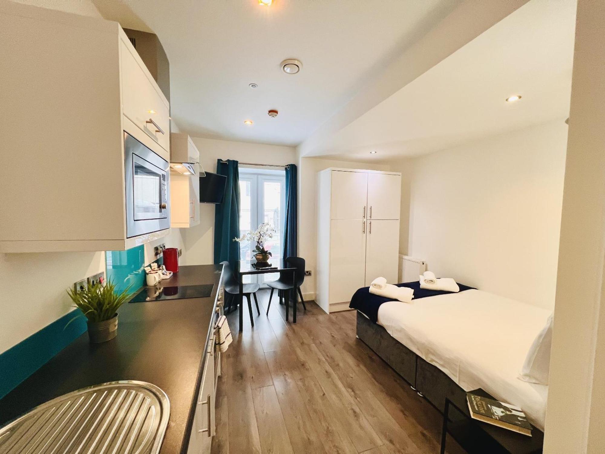 Foxhouse Studio Apartments プリマス 部屋 写真