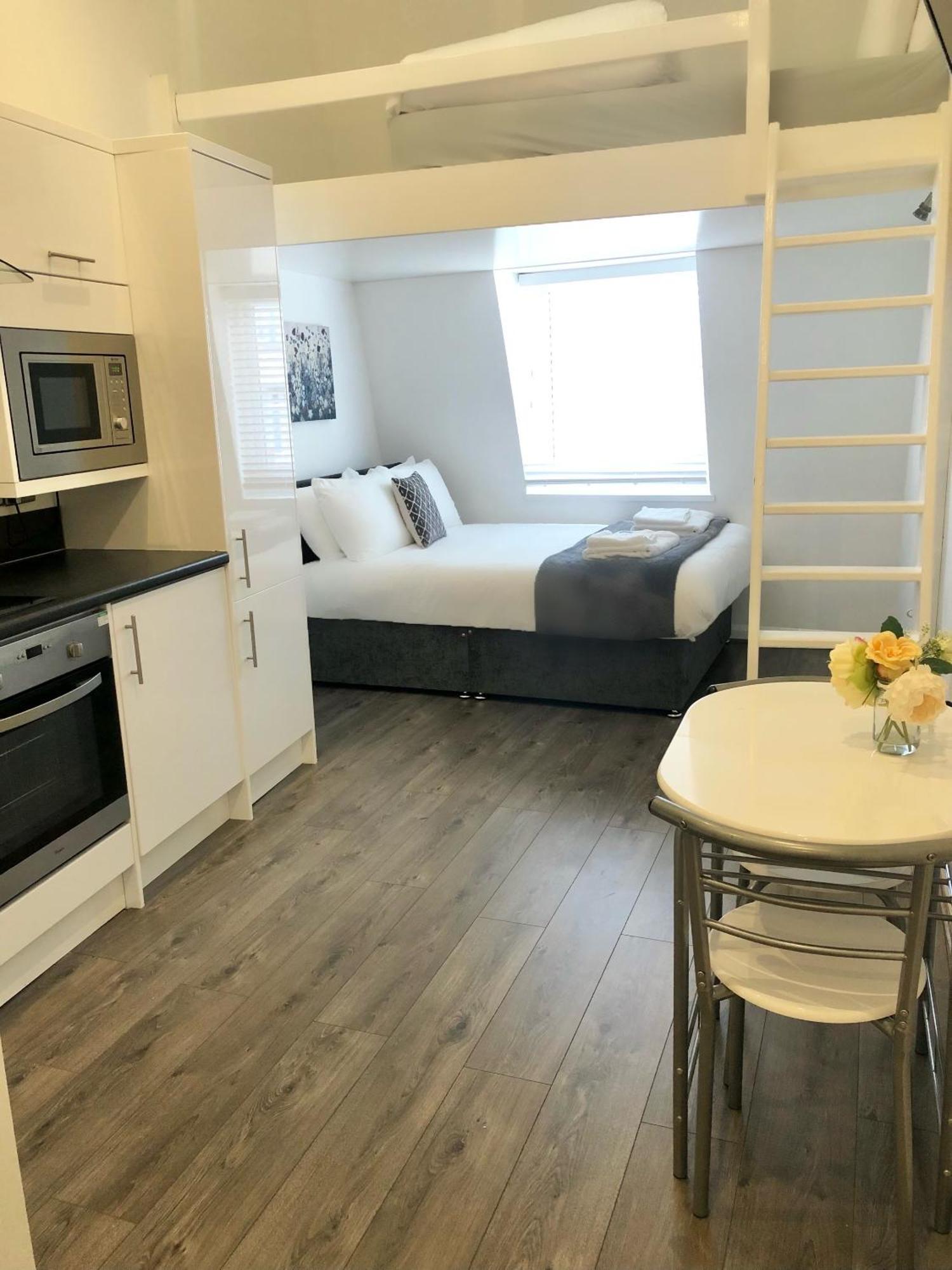 Foxhouse Studio Apartments プリマス エクステリア 写真
