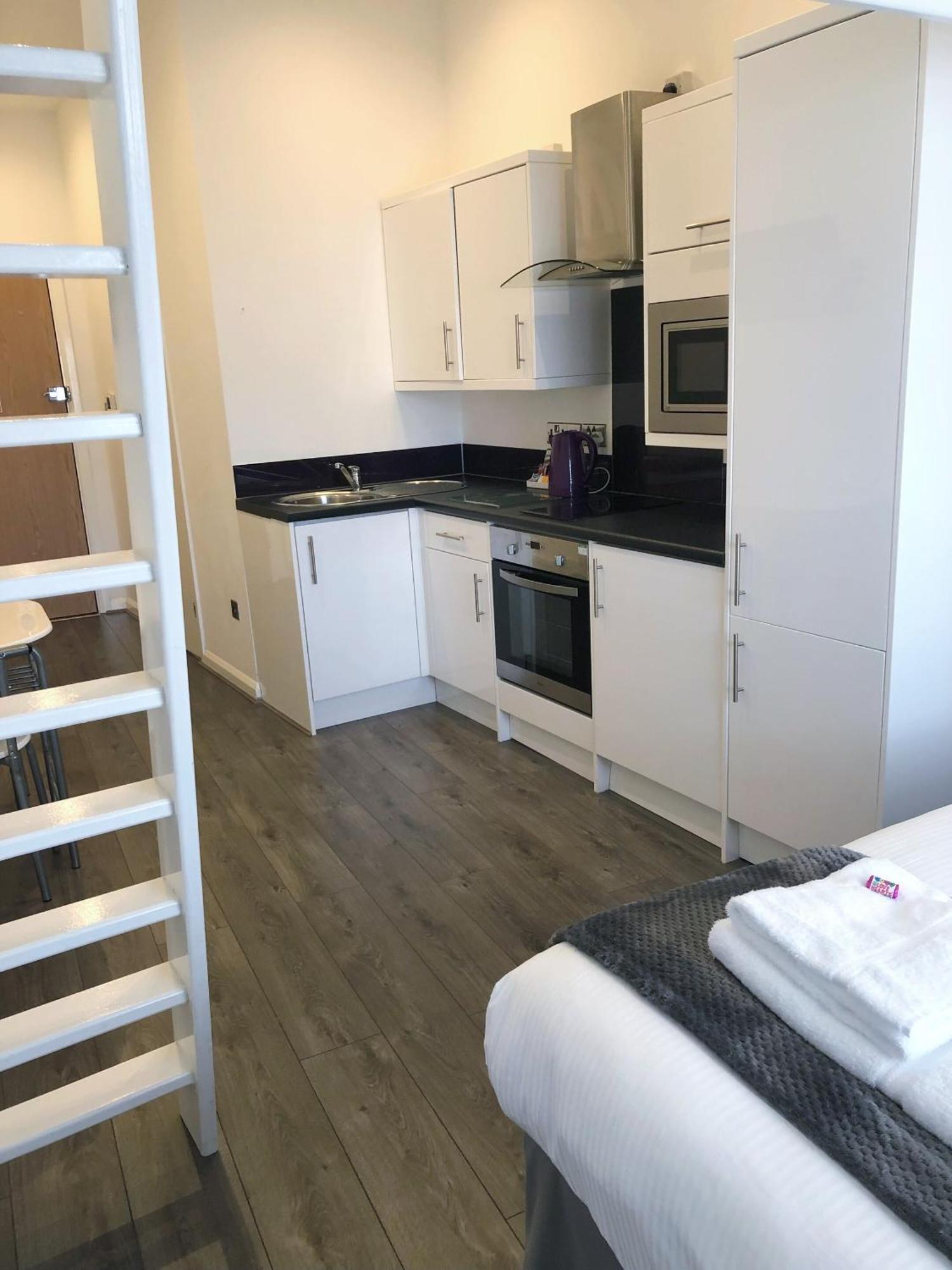 Foxhouse Studio Apartments プリマス エクステリア 写真