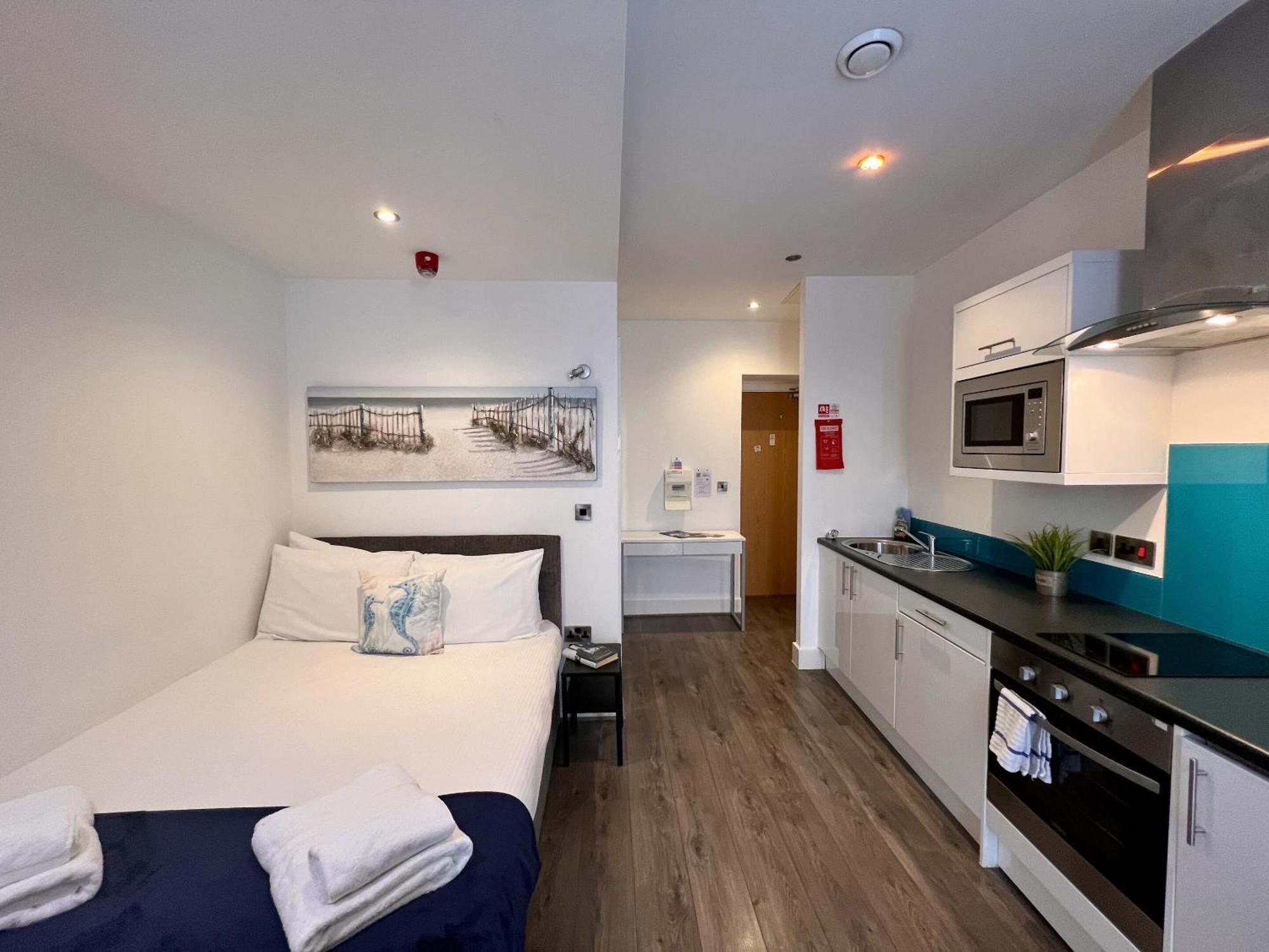 Foxhouse Studio Apartments プリマス エクステリア 写真